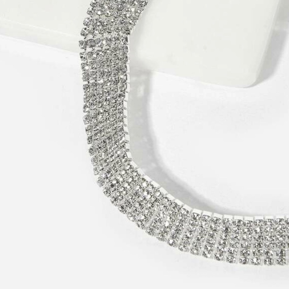 Sparkly Rhinestone Choker - Picture 4 of 9